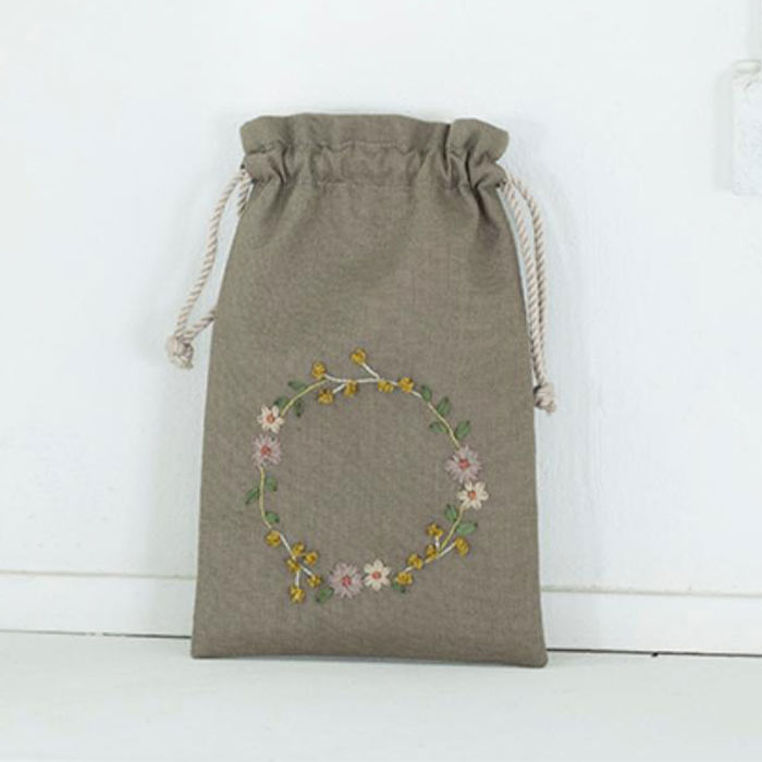 
                  
                    poritorieさんのリボン刺繍
                  
                