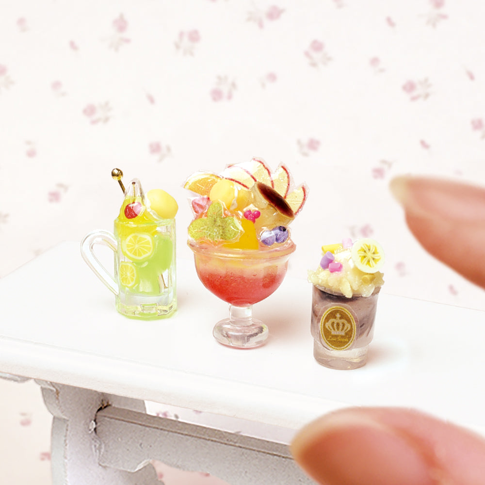 ミニチュアレジンキット　パフェ　レジン液付き